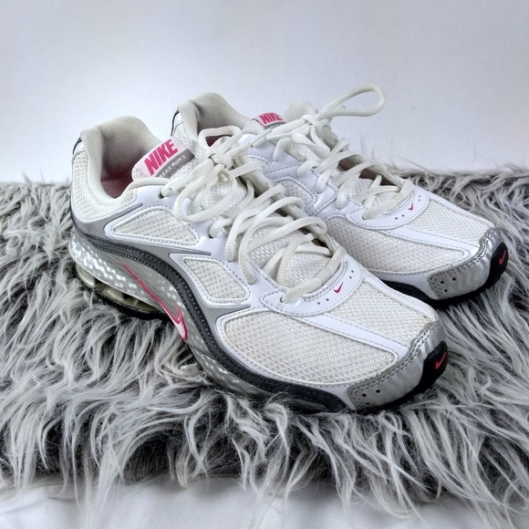 nike reax run 5 white pink
